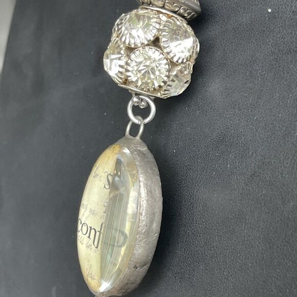 Bubble Glass Pendant Crown & She Is Confident Quote Pendant Necklace Silver Tone - Picture 6 of 7